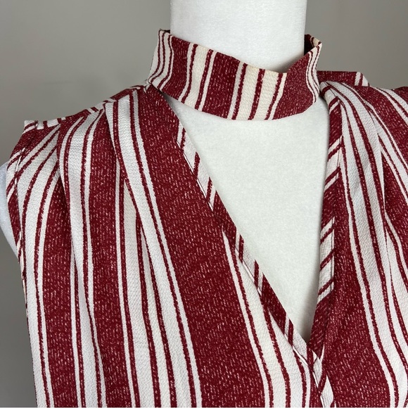 DAYLIGHT STRIPED SLEEVELESS JUMPSUIT CUT OUT NECKLINE IN RED & WHITE SIZE SMALL - Picture 7 of 16